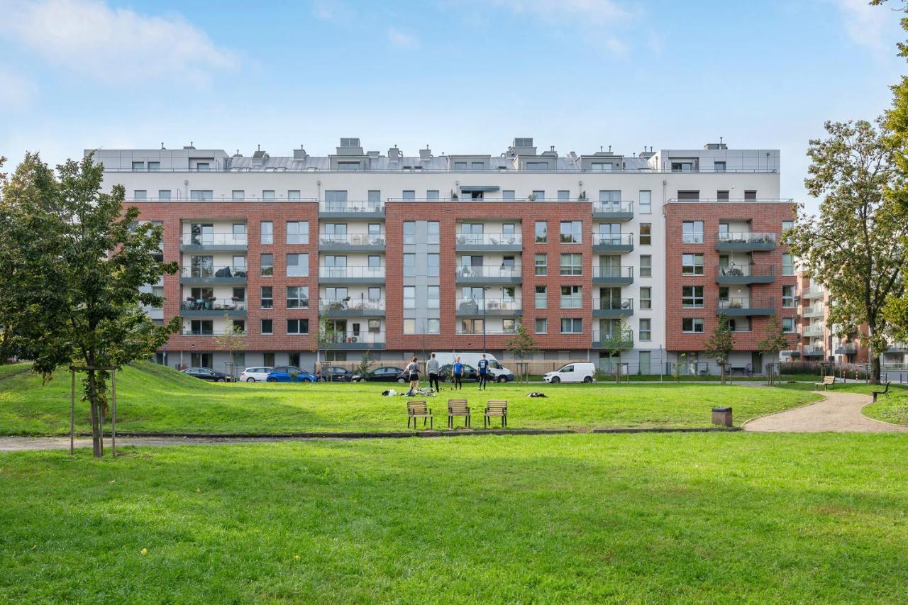 Angielska Grobla - City Center, Marina & Parking By Downtown Apartments Gdansk Dış mekan fotoğraf